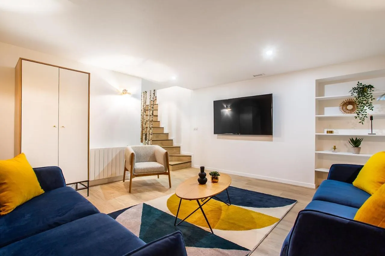 Apartment Cmg Condorcet / Lentonnet 2 Paris